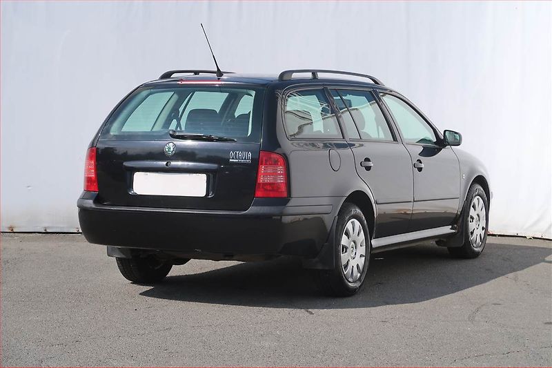 Škoda Octavia (2005) 1.6, Serv.kniha, po STK - fotka 5 z 14