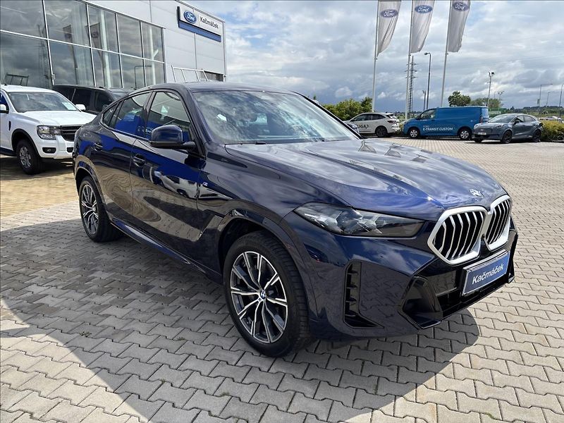 BMW X6 3,0 40i 280kW M-Sport xDrive - fotka 6 z 46