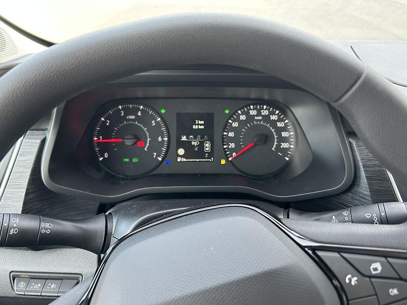 Renault Trafic (2026) VAN L2H1 150k RED - fotka 12 z 28