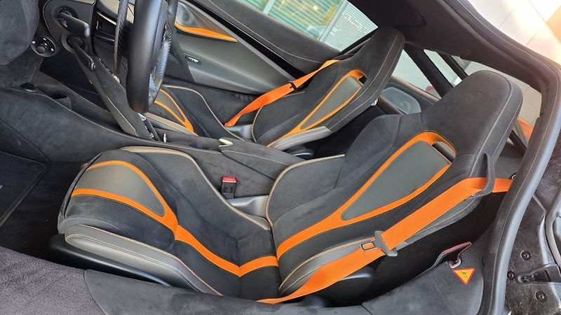 McLaren 720S (2022) ZÁRUKA PLNÝ SERVIS TOP - fotka 12 z 20