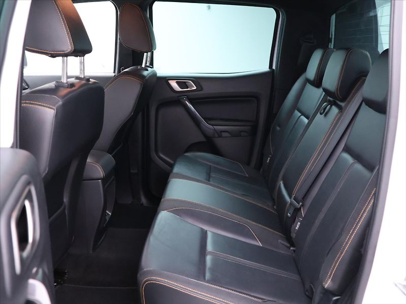 Ford Ranger 2,0 TDCI 156kW Wildtrak CZ DPH - fotka 16 z 38