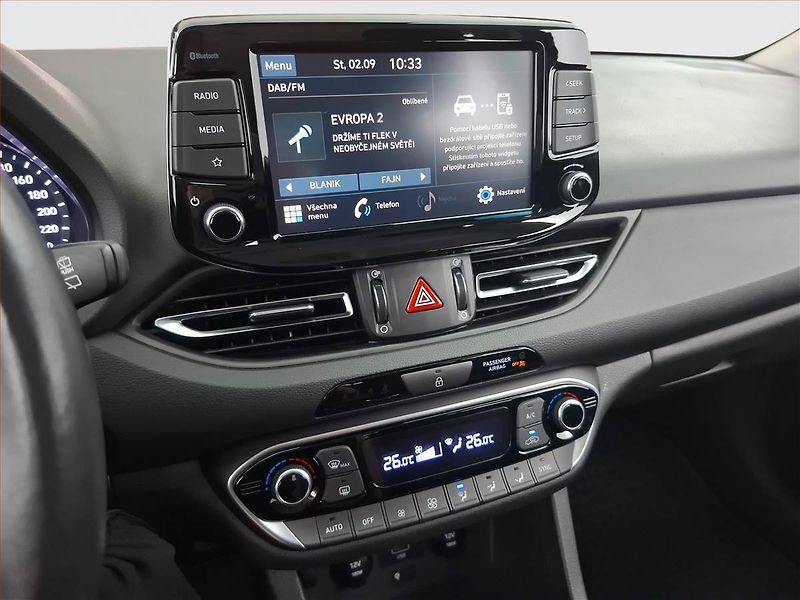 Hyundai i30 (2021) Smart 1.0 T-GDI, Automat - fotka 12 z 21