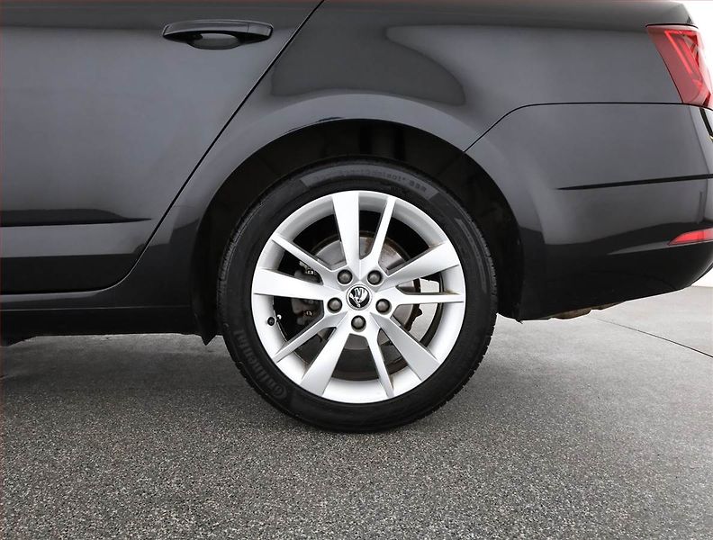 Škoda Octavia (2017) Style 1.8 TSI, Automat - fotka 21 z 21