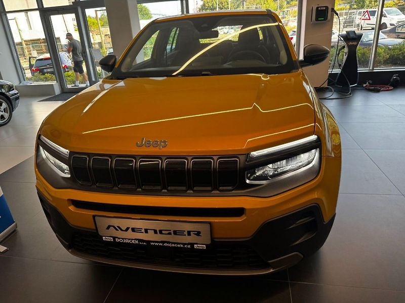 Jeep Avenger Longitude 1.2 Turbo 100k MT6 E - fotka 5 z 19