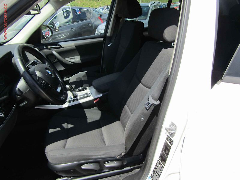 BMW X3 (2014) 2.0D, ČR, AT - fotka 9 z 18