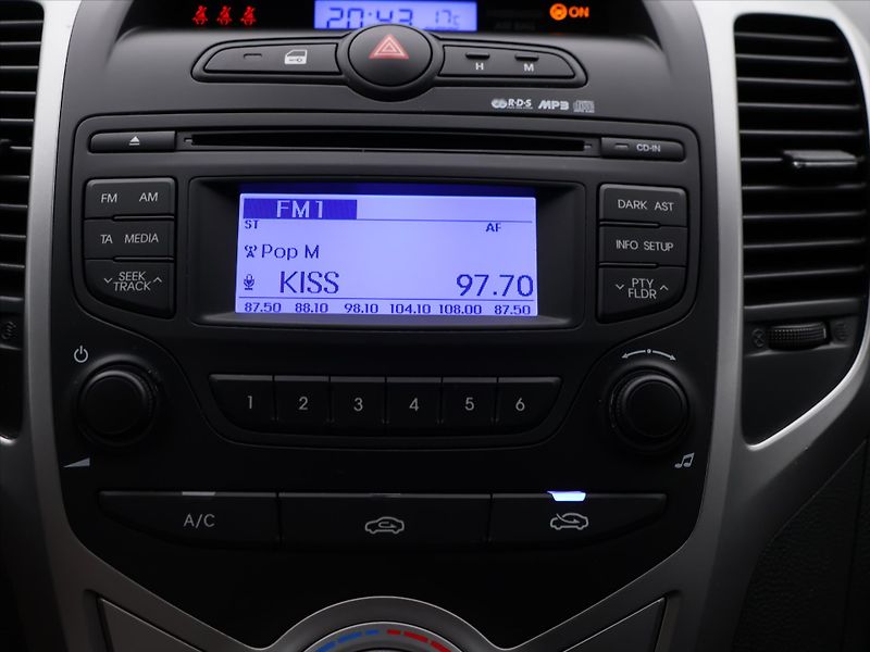 Hyundai ix20 1,4 I 66KW CZ KLIMA - fotka 16 z 24