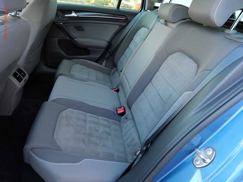 Volkswagen Golf (2013) 1.4TSi, Bixenon, AC - fotka 10 z 18