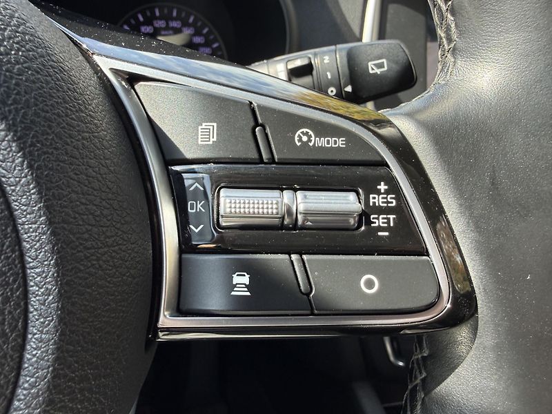 Kia Optima 2.0 PHEV 113kw - fotka 7 z 10