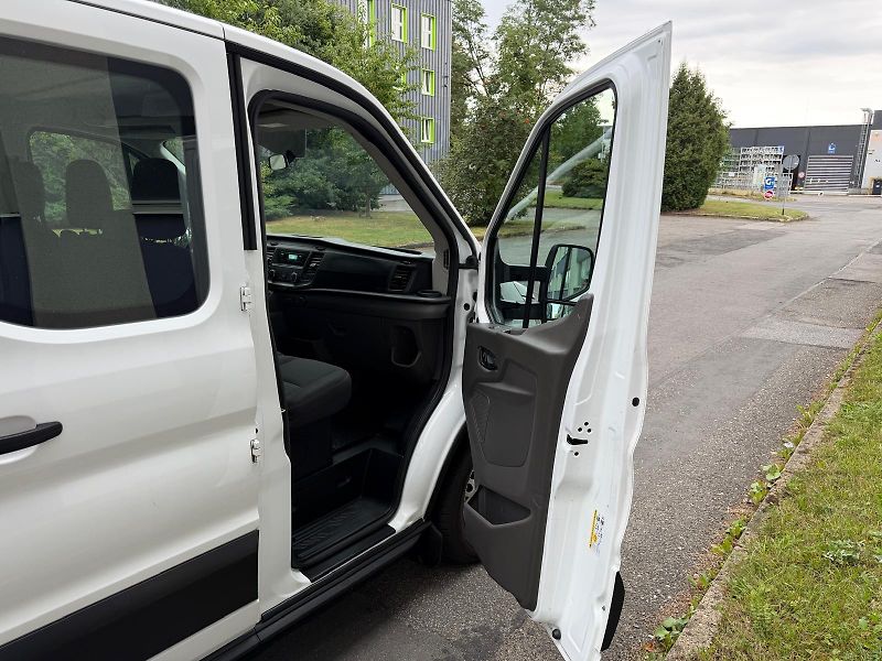 Ford Transit 2,0 TDCi / 7-místný / valník / - fotka 14 z 19