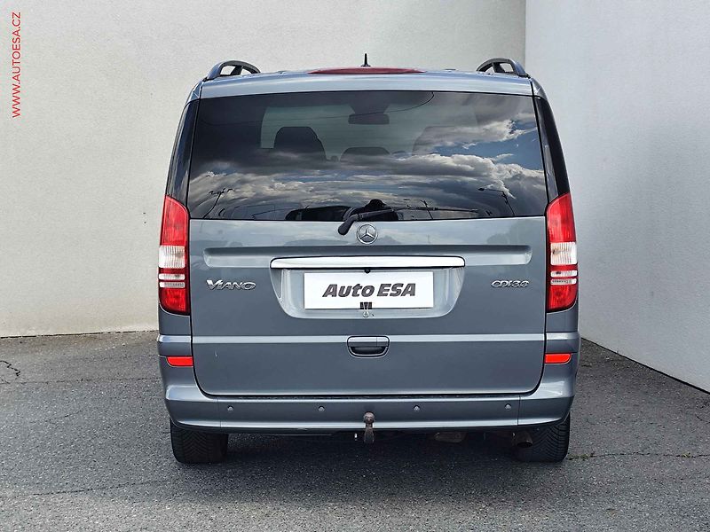Mercedes-Benz Viano (2012) 3.0CDi V6 L2, Ambiente, AT - fotka 5 z 34