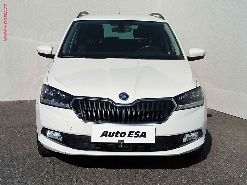 Škoda Fabia (2022) 1.0 TSi, 1.maj,ČR, Ambition - fotka 2 z 21