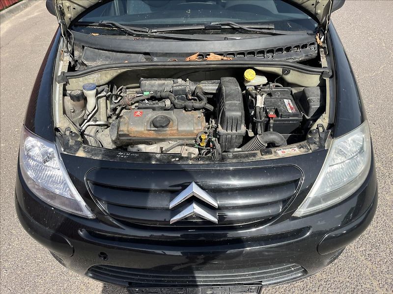 Citroën C3 1,1 i KLIMA STK 5/2028 - fotka 21 z 25