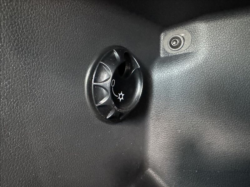 Volkswagen Polo 1,2 i 51kW Comfortline původČR - fotka 28 z 50