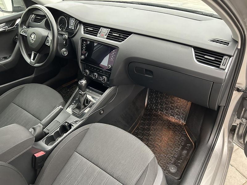 Škoda Octavia 2.0 TDI 4x4 Style - fotka 26 z 28