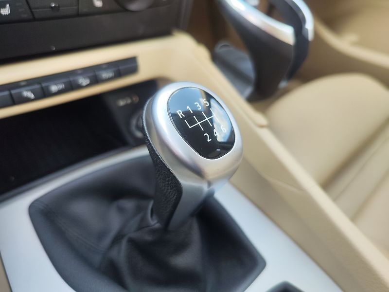 BMW X1 2.0i/135kW xDrive - fotka 16 z 24