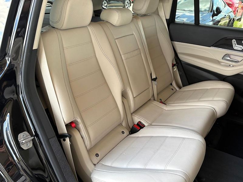 Mercedes-Benz GLS 350d 4Matic Vzduch Masáže DPH - fotka 20 z 36