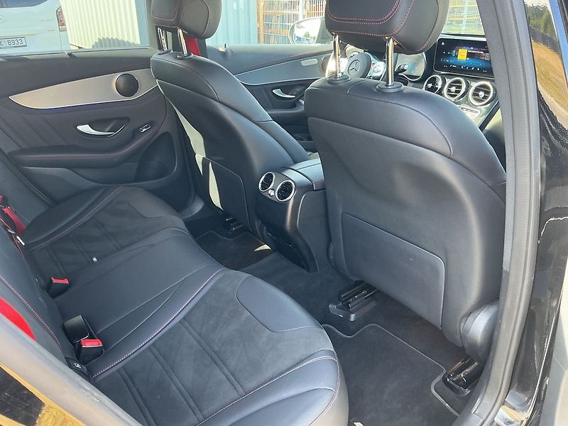 Mercedes-Benz GLC 220 d AMG 4MATIC kupé - fotka 21 z 28