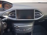 Peugeot 308 (2018) 1.6HDi, ČR, AC - náhled 12