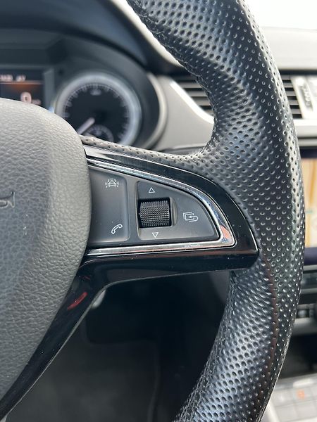 Škoda Octavia 1.4TSI 110kW LED Style Kůže TZ - fotka 11 z 21