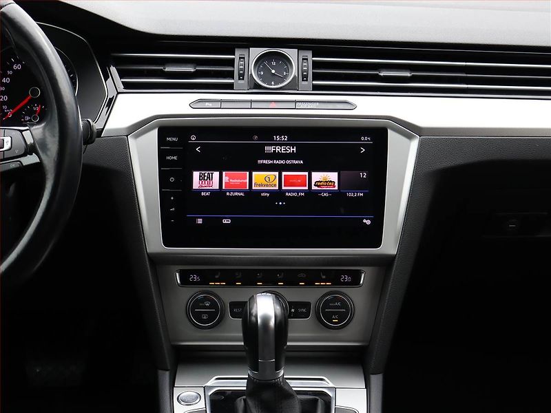 Volkswagen Passat (2018) Comfortline 2.0 TDI, Automat - fotka 10 z 18