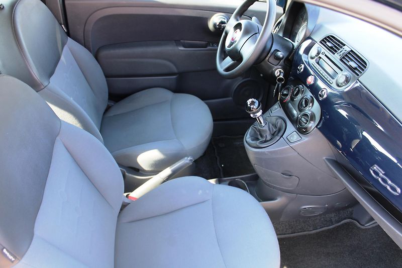 Fiat 500 (2010) 1.2i MLHOVKY EL. OKNA ALU KOLA - fotka 13 z 17