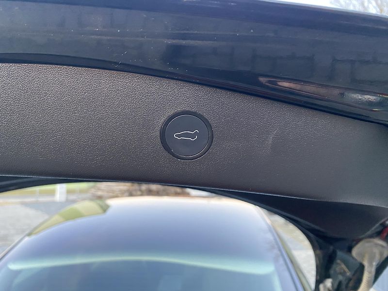 Tesla Model 3 REFRESH - ZÁRUKA TESLA MATRIX - fotka 24 z 35