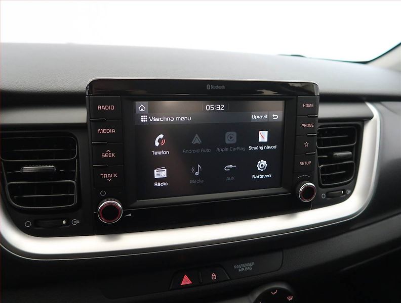 Kia Stonic (2020) 1.25 CVVT, Serv.kniha - fotka 14 z 17