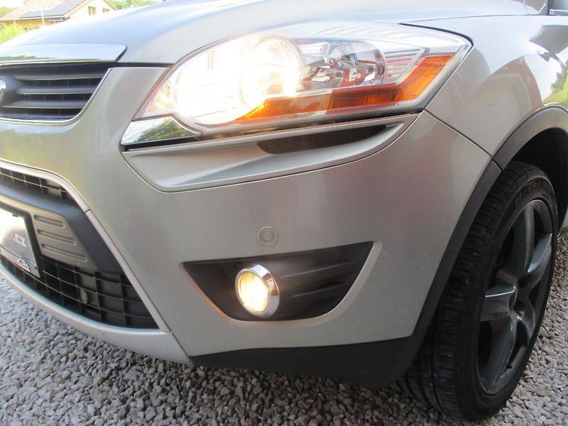 Ford Kuga 2.0 TDCi 4x4 +sada kol - fotka 27 z 30