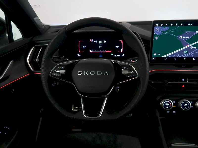 Škoda Kodiaq (2026) SPORTLINE 2.0TSI 150KW 4x4 DSG - fotka 18 z 49