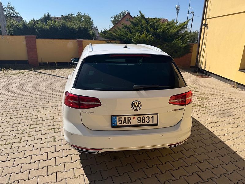 Volkswagen Passat Variant (2016) - fotka 5 z 29