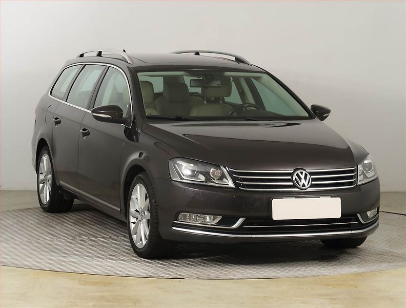 Volkswagen Passat (2011) Highline 2.0 TDI, 4X4 - fotografie inzerátu