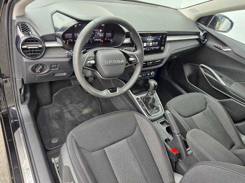 Škoda Fabia (2025) Top Selection 1.0 TSI 85 kW DS - fotka 12 z 25