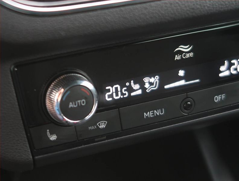 Škoda Scala (2022) Style 1.0 TSI, Tempomat - fotka 17 z 23