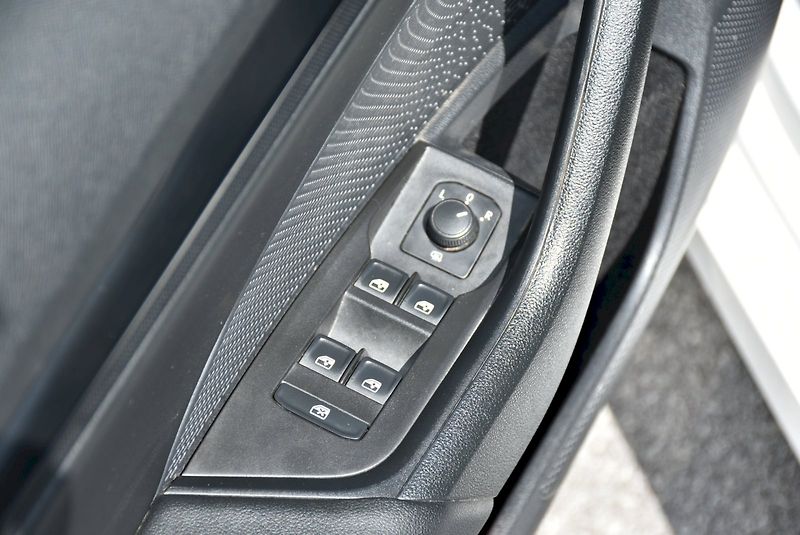 Škoda Octavia (2022) Ambition 1.5 TSI 110 kW - fotka 30 z 31