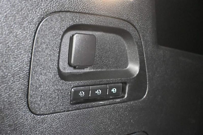 Ford S-MAX (2023) 2.5 LED SONY ACC Tažné FHEV Ti - fotka 23 z 38