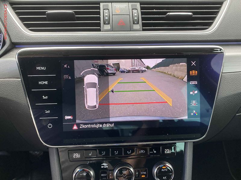 Škoda Superb (2019) 2.0 TDi, Style, bixen, navi - fotka 17 z 19