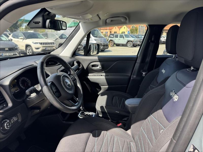 Jeep Renegade 1,5 e-Hybrid S FWD  Limited - fotka 8 z 14