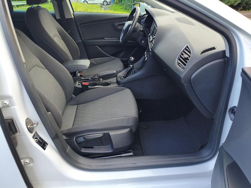 Seat Leon (2014) ST 1,4 TSI 92Kw - fotka 14 z 33
