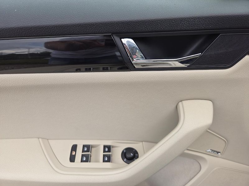 Škoda Superb L&K možné i na splátky VŠEM!  - fotka 11 z 12