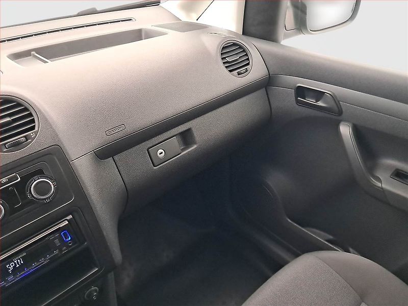 Volkswagen Caddy (2014) 1.6 TDI, ČR - fotka 8 z 13