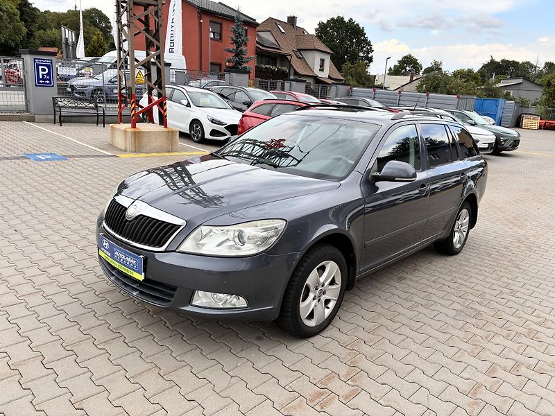 Škoda Octavia Kombi 1.8TSi 118kW 4x4 TAŽNÉ   - fotka 3 z 14
