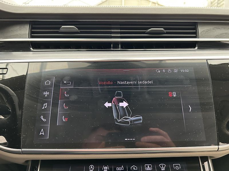 Audi A8 3.0 TDI 4x4 Elegance - fotka 10 z 34