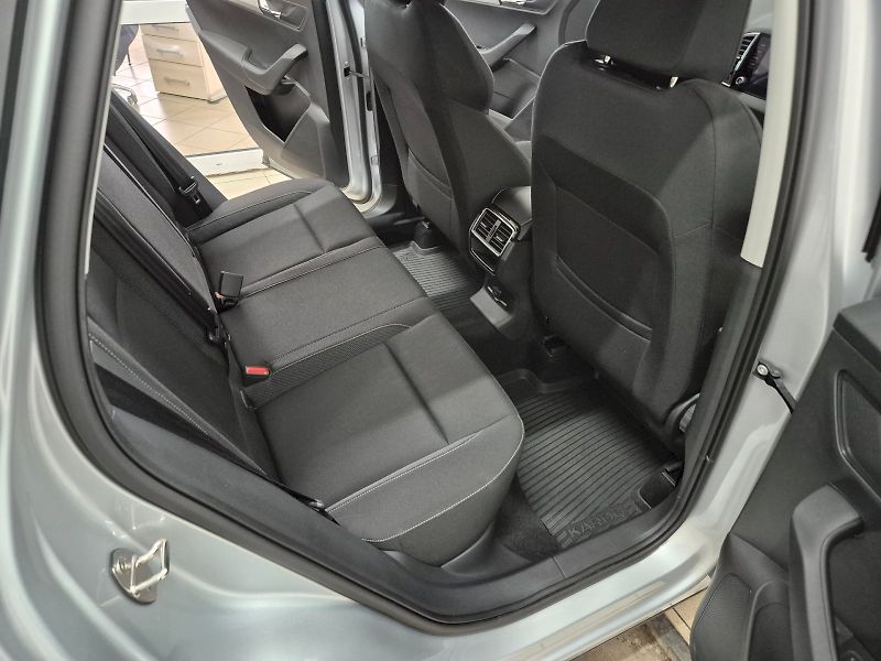 Škoda Karoq (2024) Ambition 1.5TSi 110kW 6°manuál - fotka 16 z 25