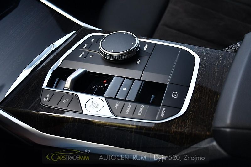 BMW Řada 3 320D XDRIVE M-SPORT ČR HUD - fotka 36 z 59