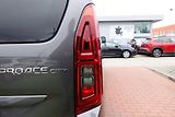 Toyota ProAce City Verso 1.5 D4-D 130 - 6 MT Long 5D Fa - náhled 31