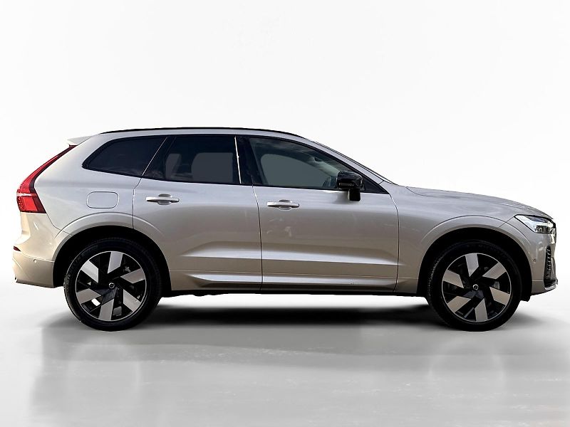 Volvo XC60 T8 AWD RECH.*ULTRA DARK + kola - fotka 9 z 62