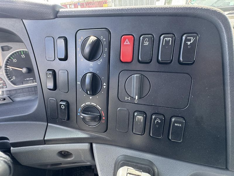 Mercedes-Benz Axor (2011) 1824* 18TUN*24PALET/ČELO - fotka 21 z 34