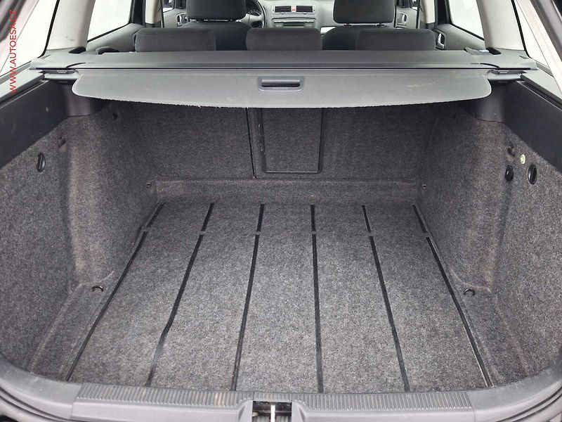 Škoda Octavia (2009) 1.9 TDi, Ambiente - fotka 7 z 15