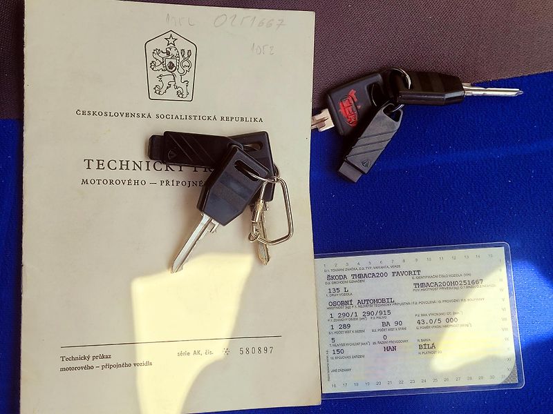 Škoda Favorit 135L,CZ, 1.majitel, GARÁŽOVANÝ - fotka 13 z 50