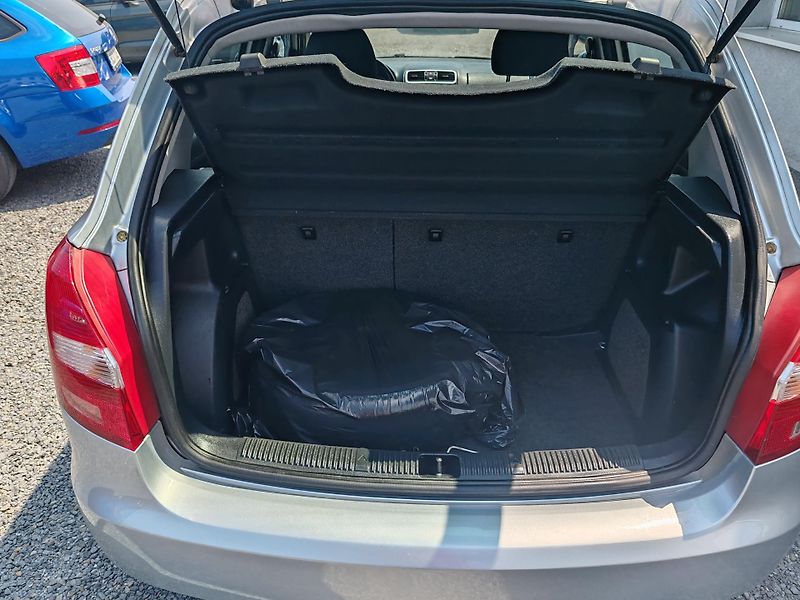 Škoda Fabia 1.2 LPG - fotka 7 z 22